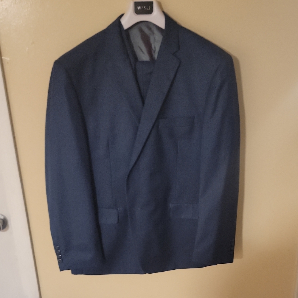 Elegant Men's Blue Suit Jacket